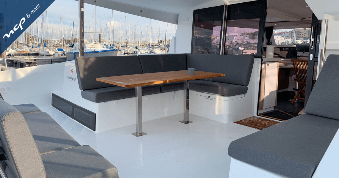 sailboat vs multihull living area